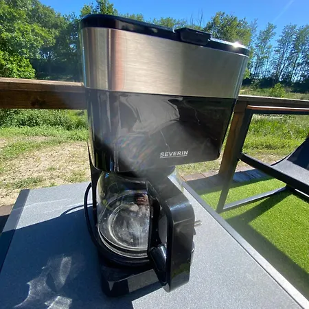 Les Pichies, Le Tipi D'adri, Insolite