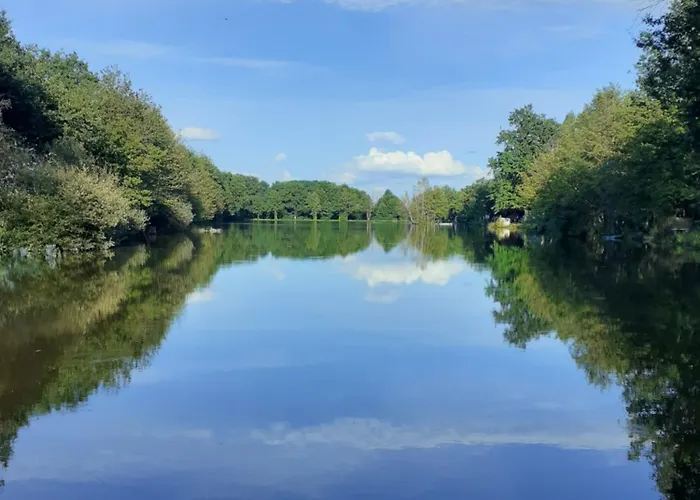 Les Pichies, Le Tipi D'adri, Insolite Saint-Leger-sur-Vouzance